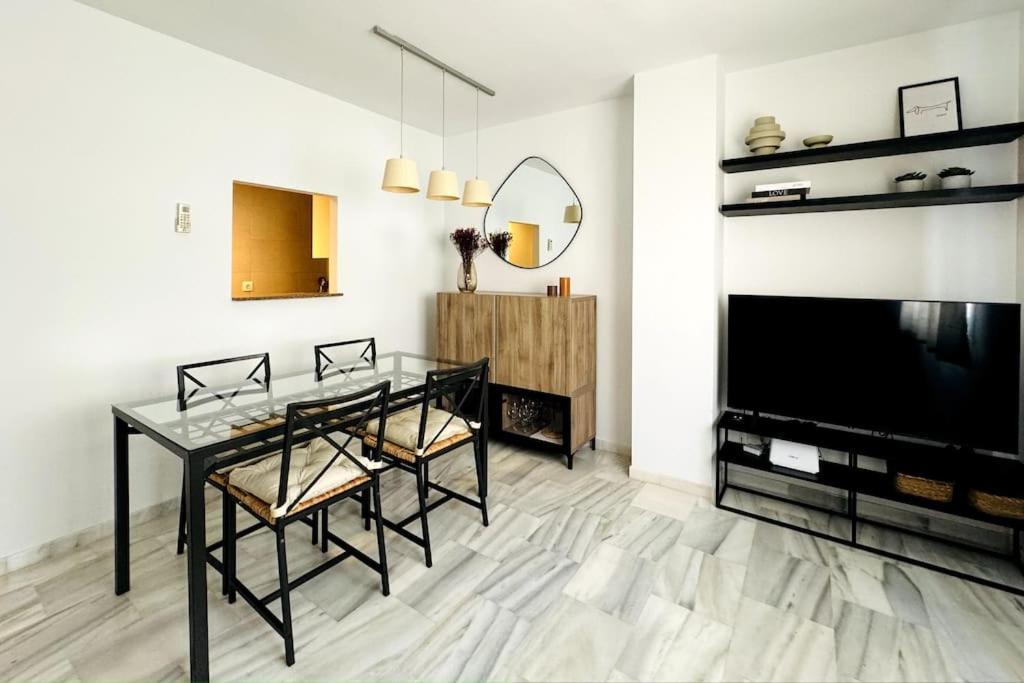 Behappy Salitre - Con Aparcamiento Apartman Málaga Kültér fotó