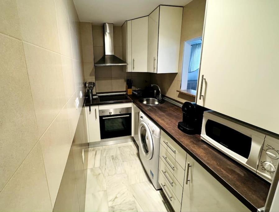 Behappy Salitre - Con Aparcamiento Apartman Málaga Kültér fotó