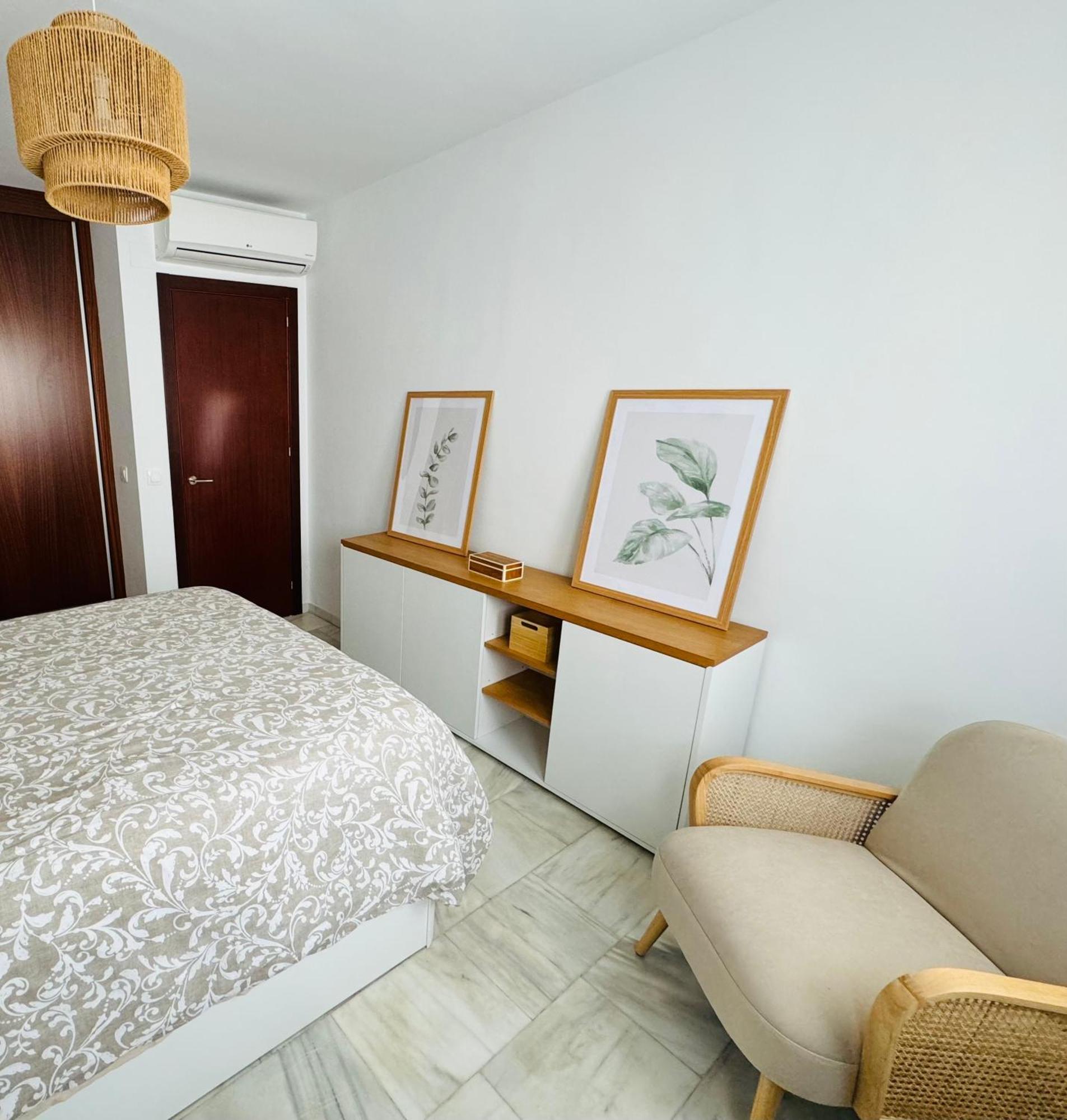 Behappy Salitre - Con Aparcamiento Apartman Málaga Kültér fotó